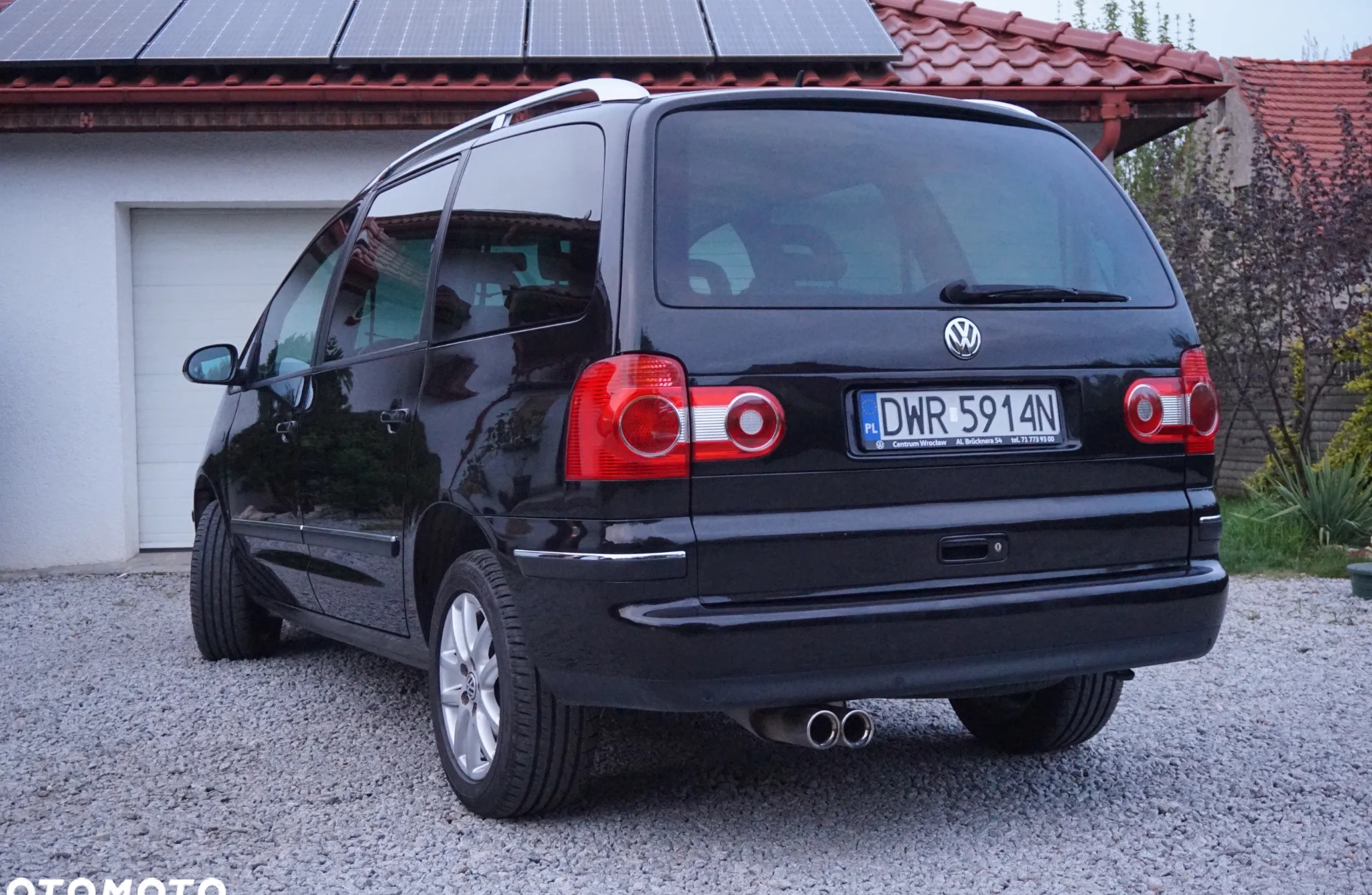 Volkswagen Sharan cena 28700 przebieg: 165500, rok produkcji 2005 z Wrocław małe 232